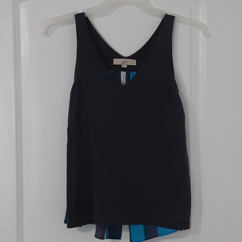 Anne Taylor LOFT tank top